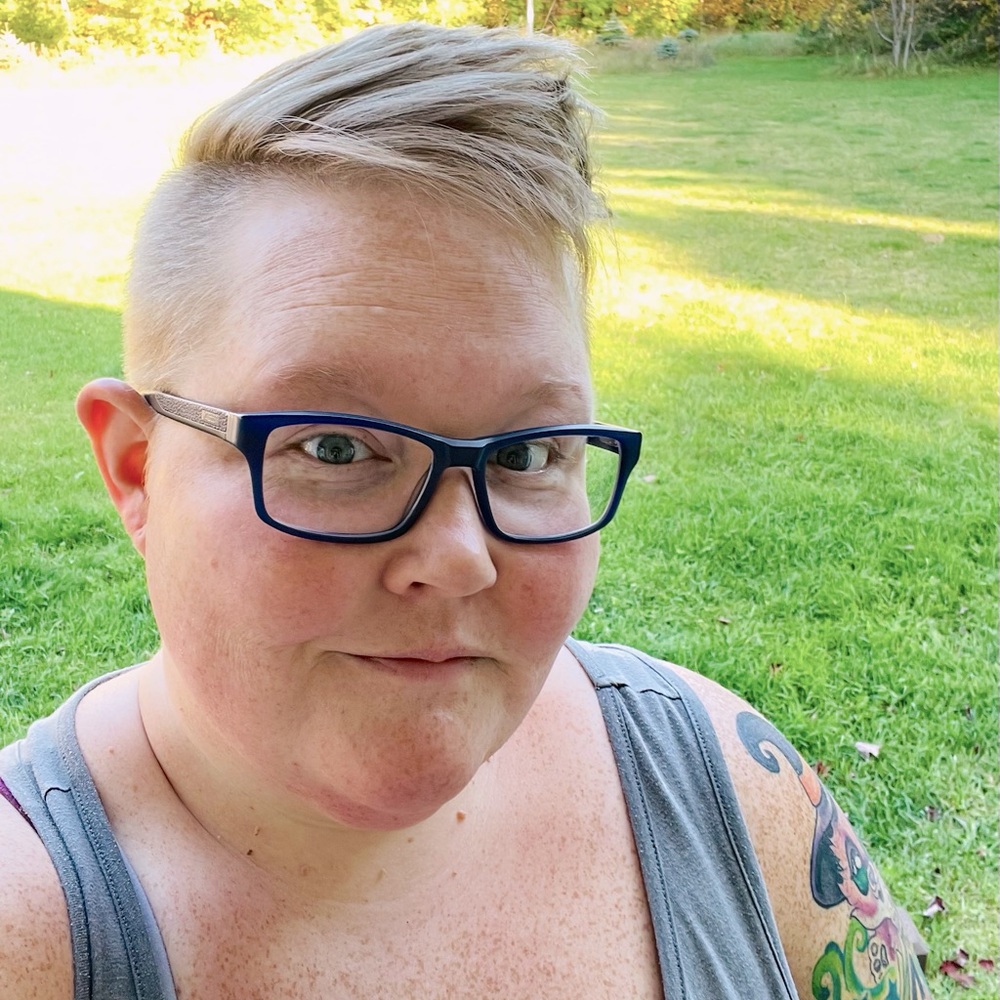 Meet your Posher, Andrea